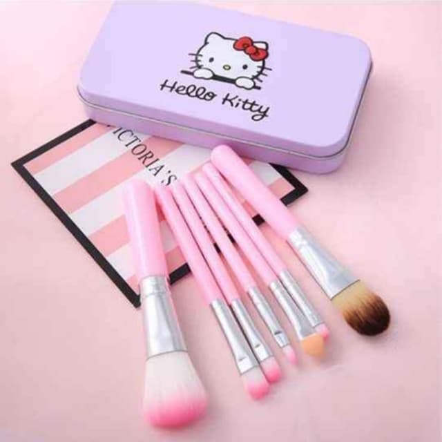 Hello Kitty Brush Set